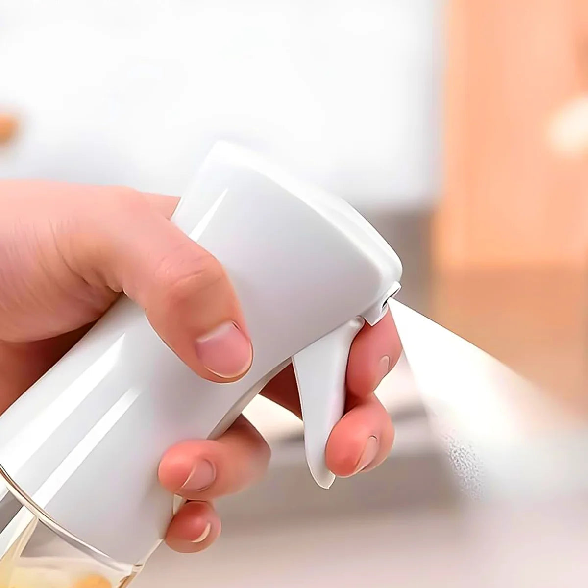 250ml Plastic Oil Spray Bottle for Kitchen Cooking & BBQ